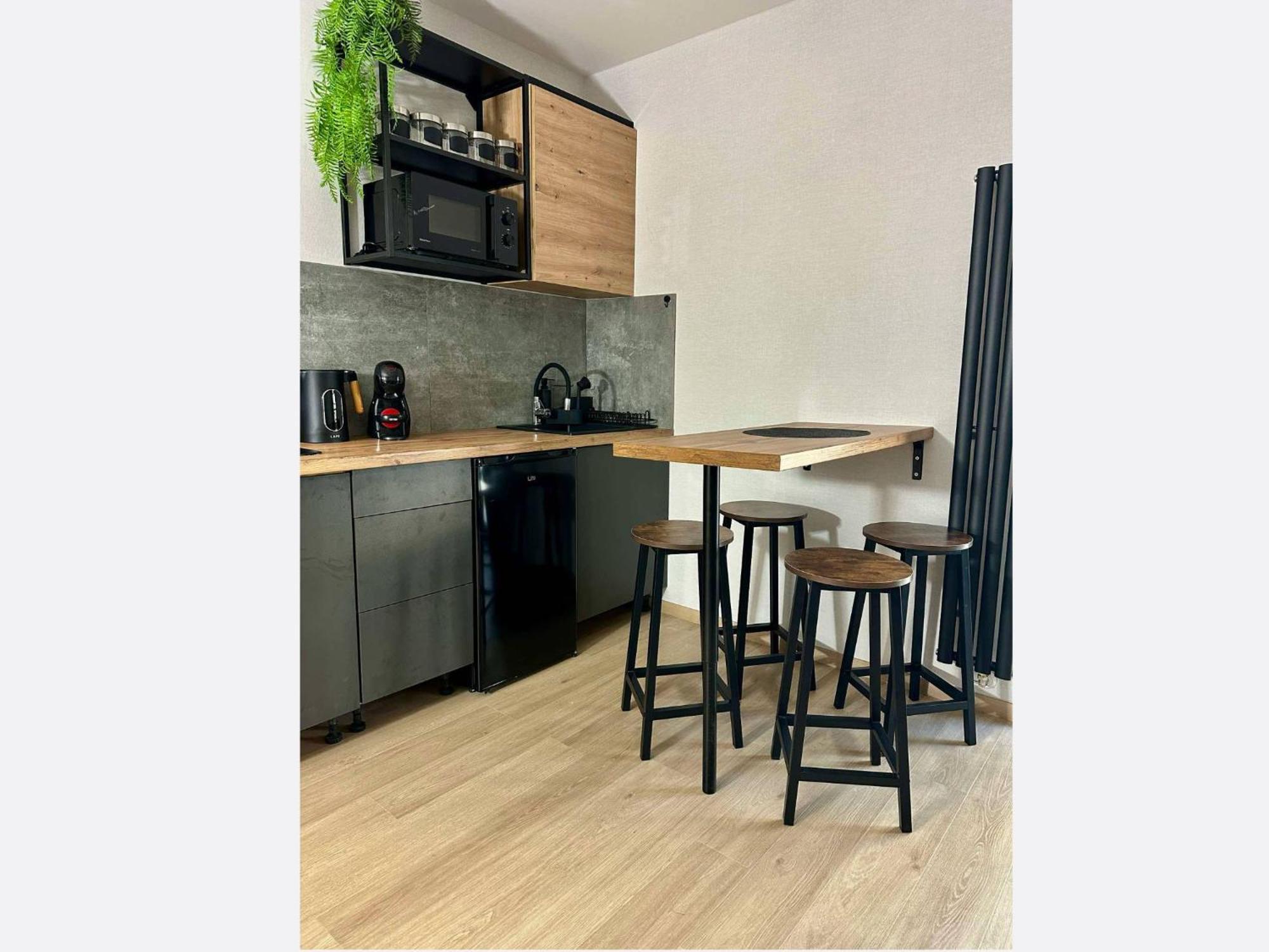 Jungle Apartment, Krakow